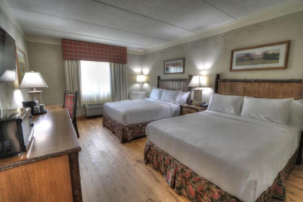 Lodge at Five Oaks Pigeon Forge - Sevierville photo