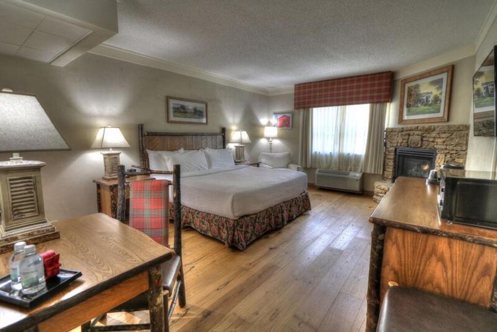 Lodge at Five Oaks Pigeon Forge - Sevierville photo