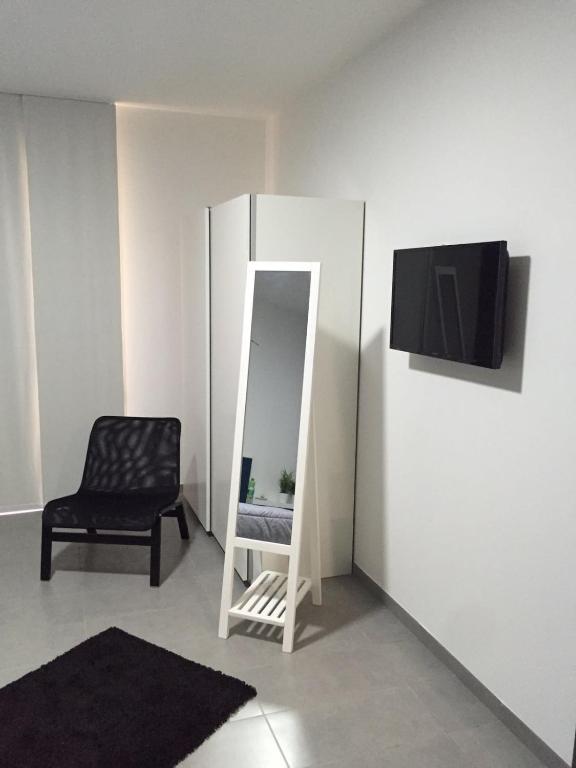 B&B Sandro Pertini - Triple Room With Private Bathroom