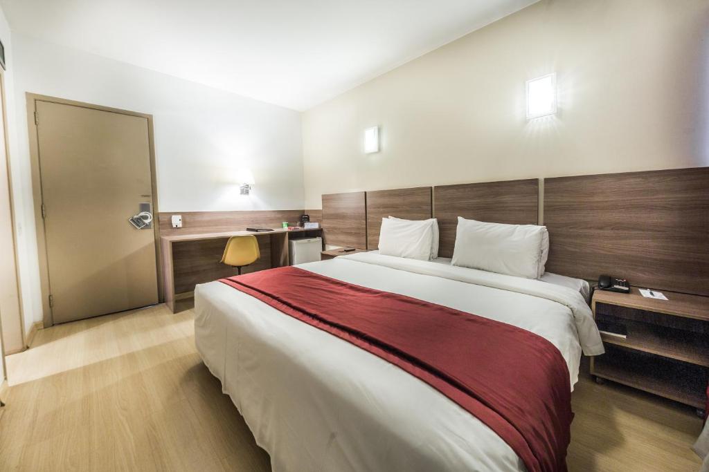  América Bittar Hotel