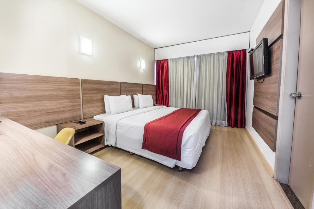  América Bittar Hotel