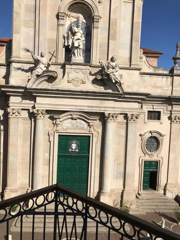 Fotografia z galérie ubytovania Albergo dell'Academia v destinácii Mondovì