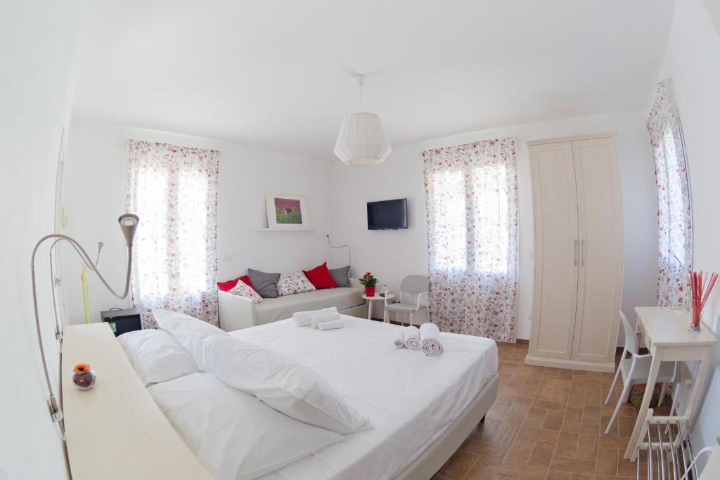 Uliwood - Executive Triple Room
