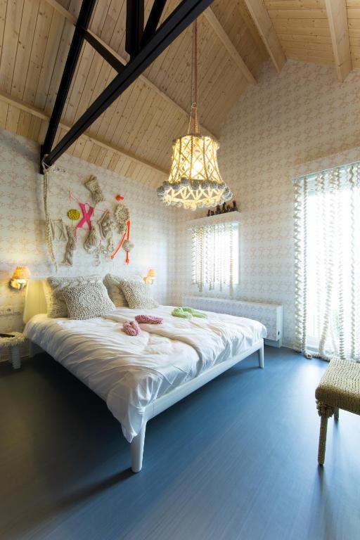 Design Hotel Modez - Double Room - Attic