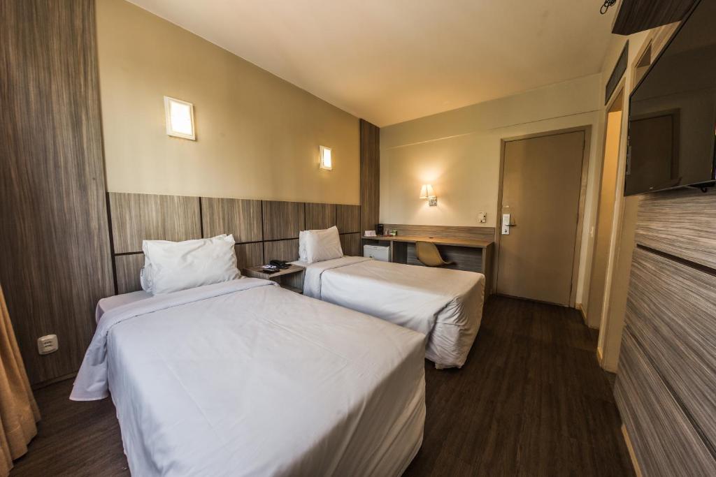  América Bittar Hotel