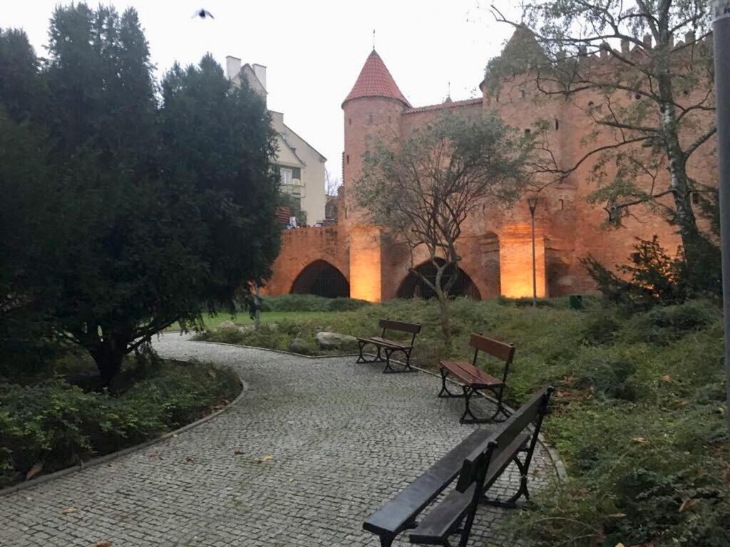 Vonkajšia záhrada v ubytovaní Apartament MnW