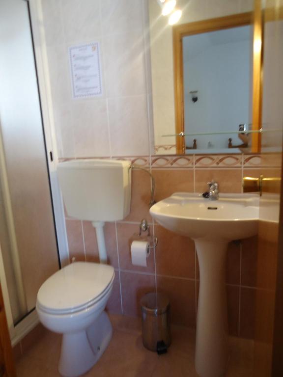 Koupelna v ubytování Hotel Aviz