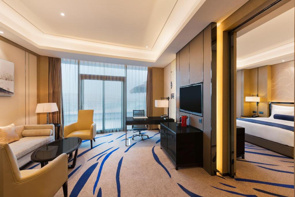 Wyndham Chongqing Yuelai - Suite De King King