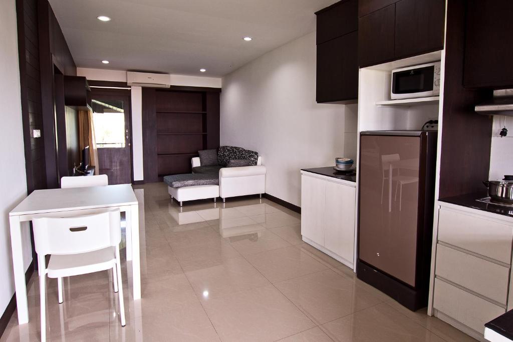 Kuchyň nebo kuchyňský kout v ubytování V Condominium Samui