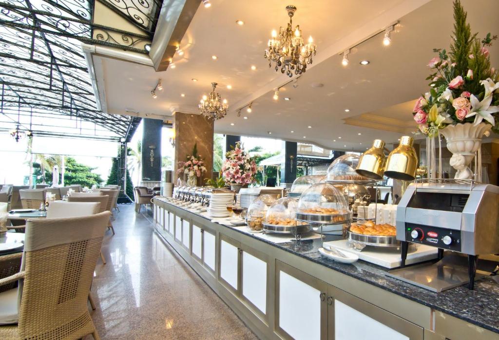 LK The Empress - Resim 44