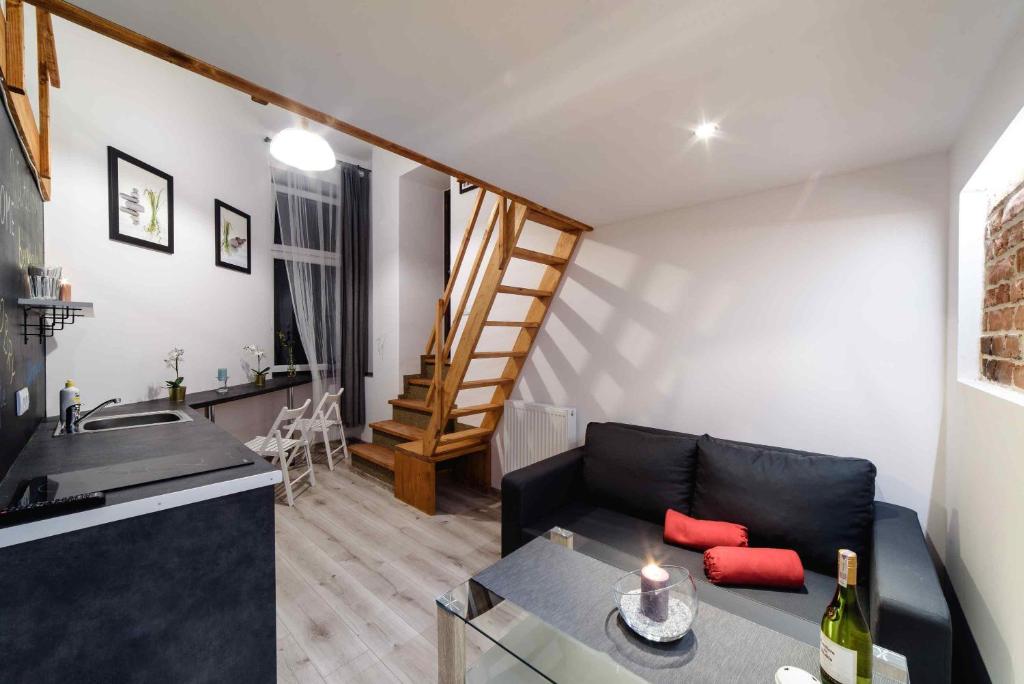 2 Nights Apartments - great location, right next to Main Rail and Bus Station, 10 min to Main Square by foot - Resim 22