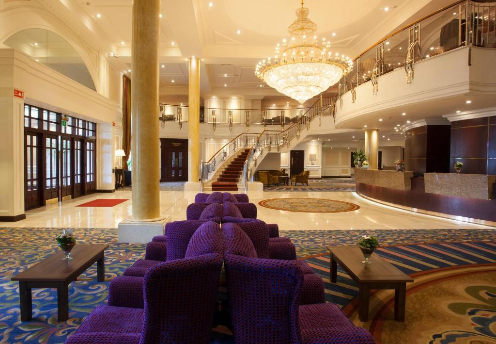 Posezení v ubytování Knightsbrook Hotel & Golf Resort