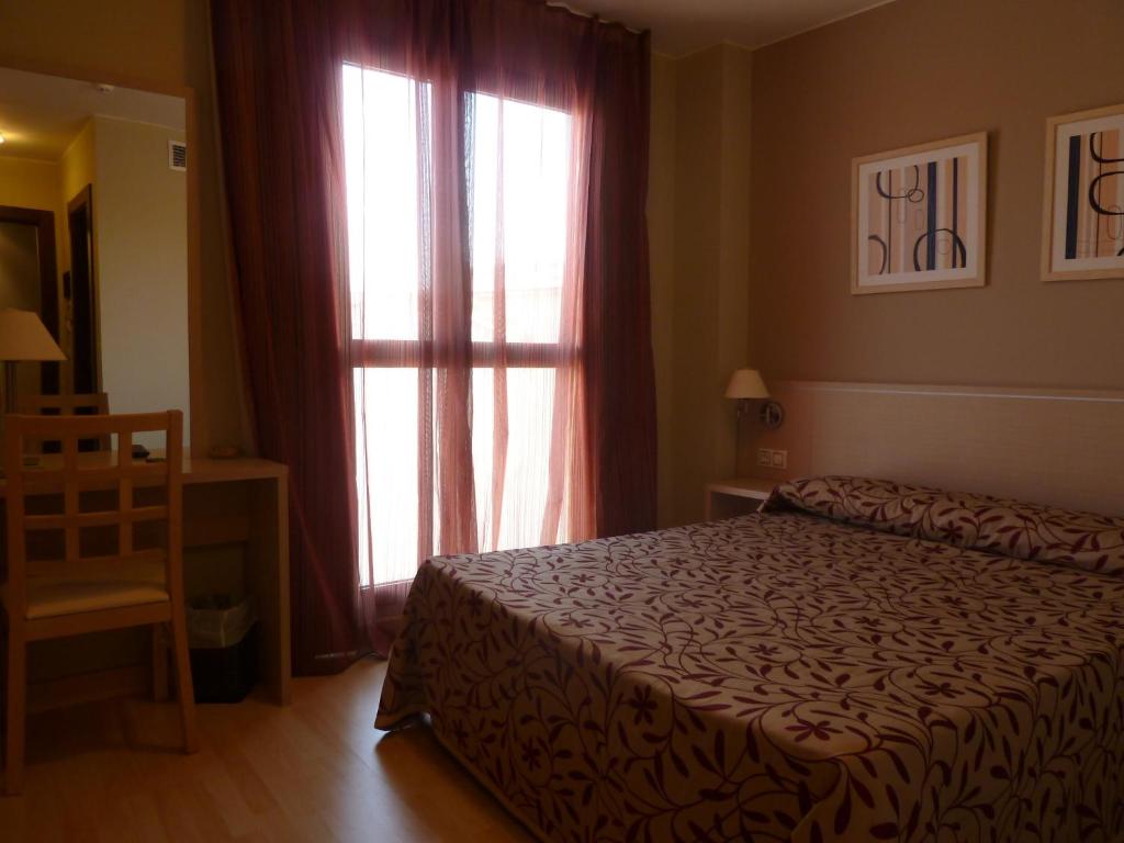 Arcohotel - Triple Room