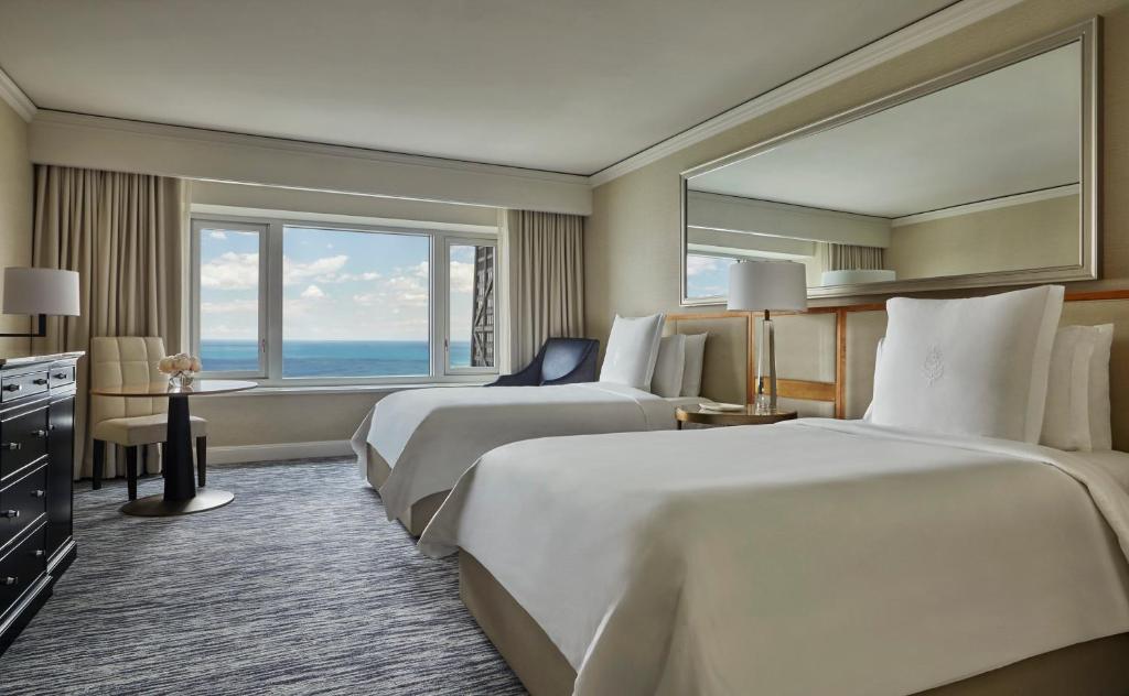 Four Seasons Chicago - 