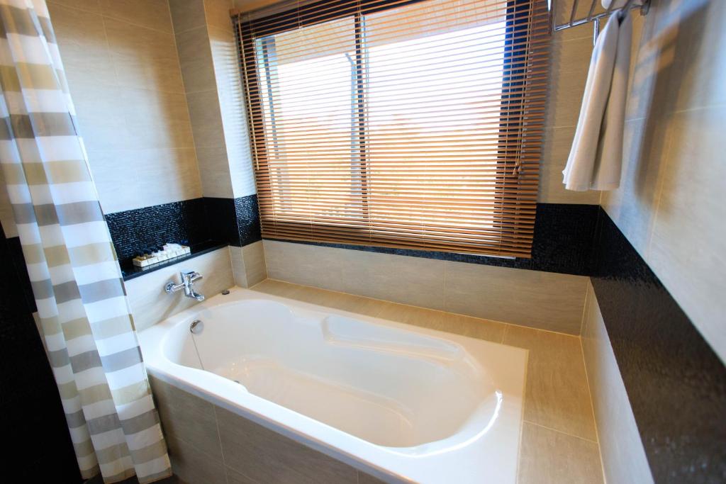 Wealth Boutique Hotel Chiang Mai - Resim 42