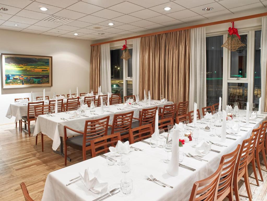 Um restaurante ou outro lugar para comer em Hérað - Berjaya Iceland Hotels
