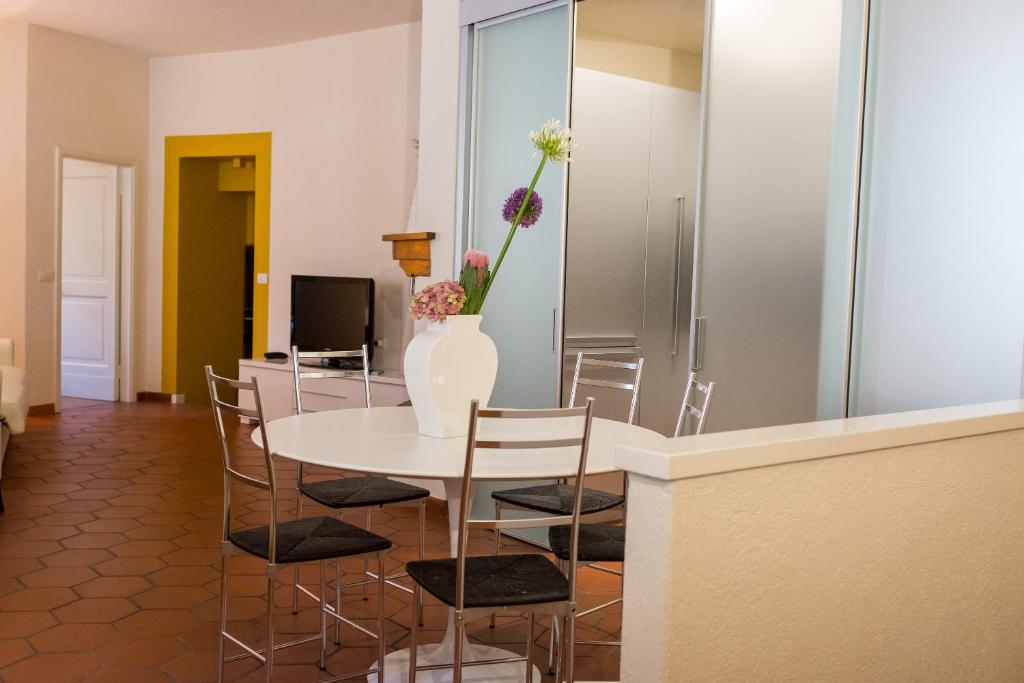Titano Hotel 3*