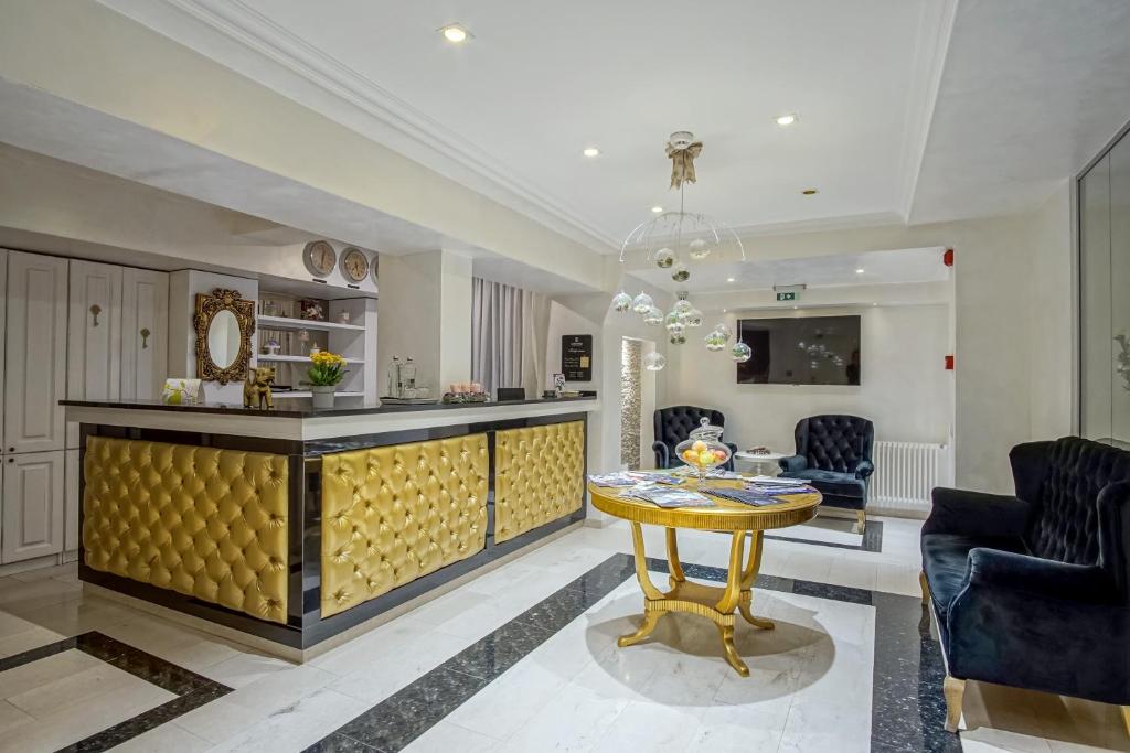 Old Town Boutique Hotel - Resim 28