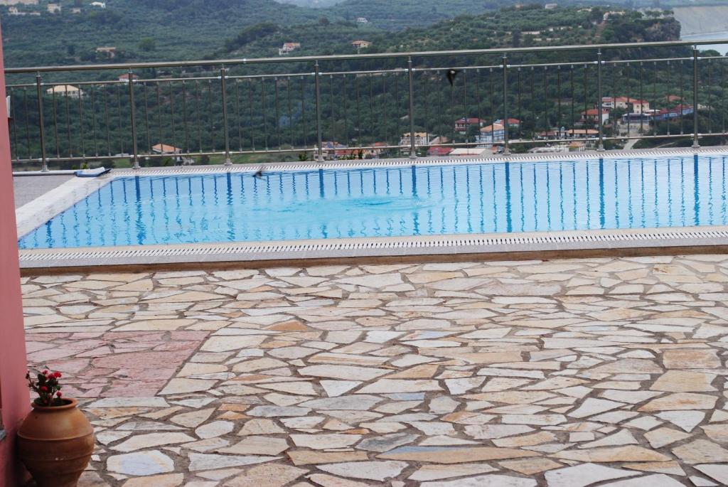 Bazén v ubytování Villa Eora nebo v jeho okolí