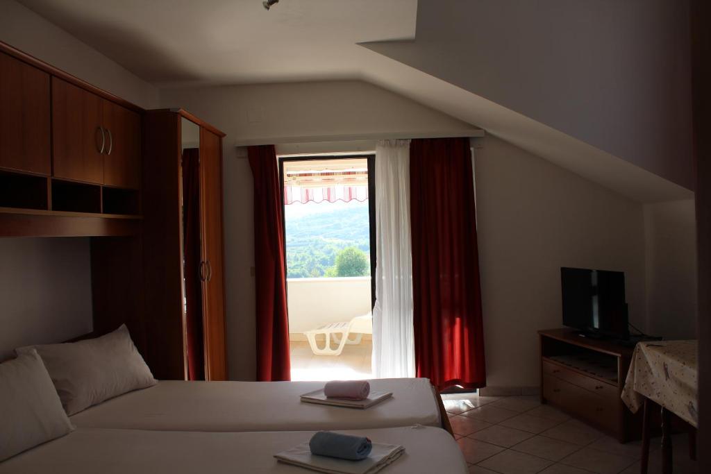 Apartments Sveti Anton - 4