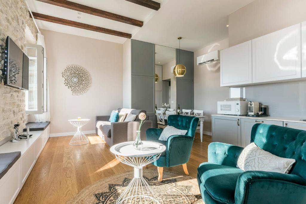 Magic View Apartments - 17