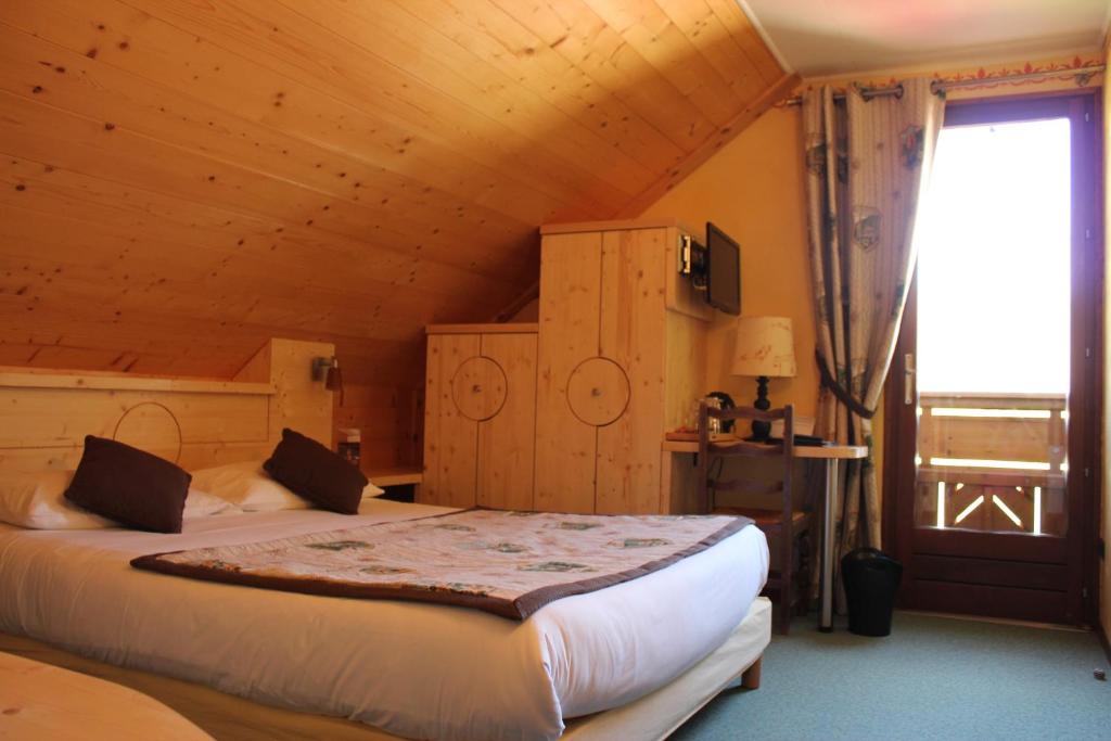 La Neyrette - Triple Room