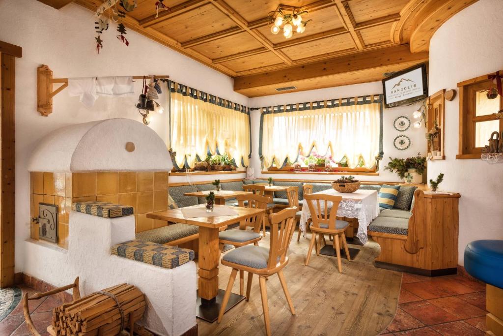Restaurace v ubytování Romantic Charming Hotel Rancolin