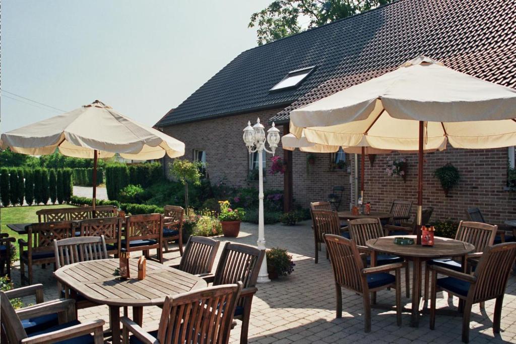 Nespecifikovaný výhled na hory nebo výhled na hory při pohledu z hotelu