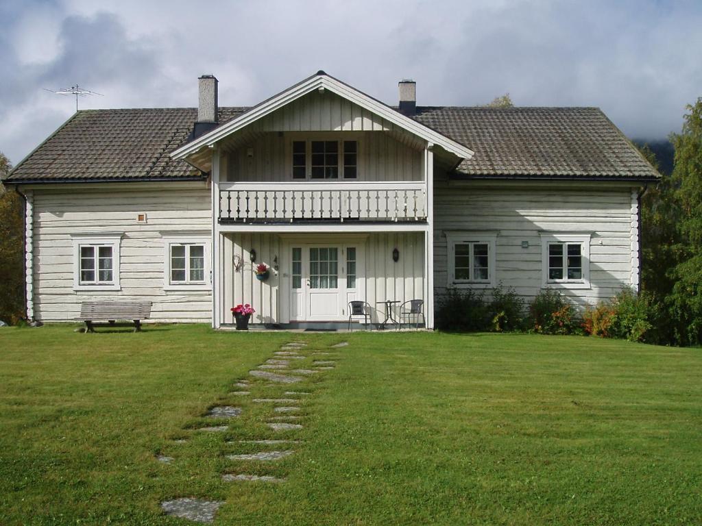 Bakken Gårdshus - Housity
