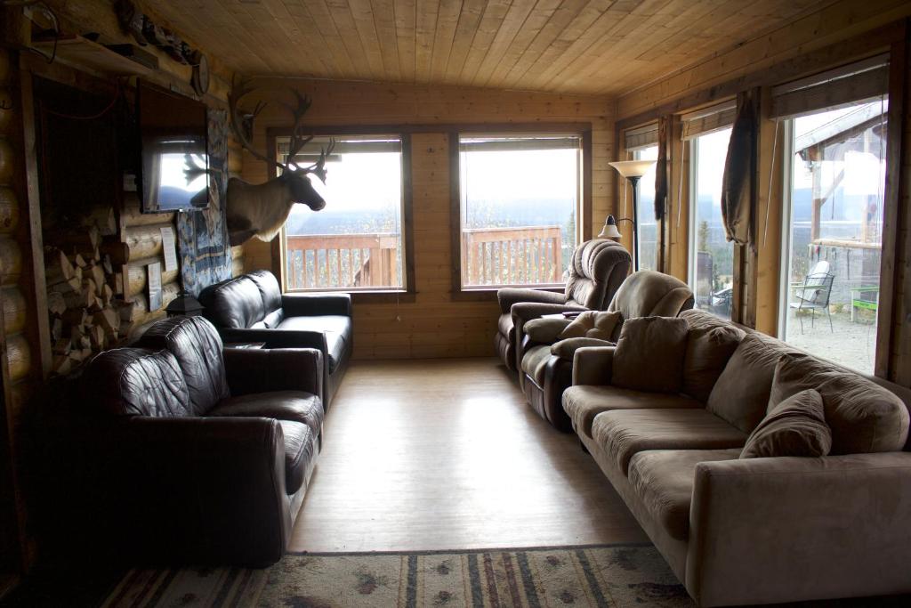 Posezení v ubytování Alpine Creek Lodge