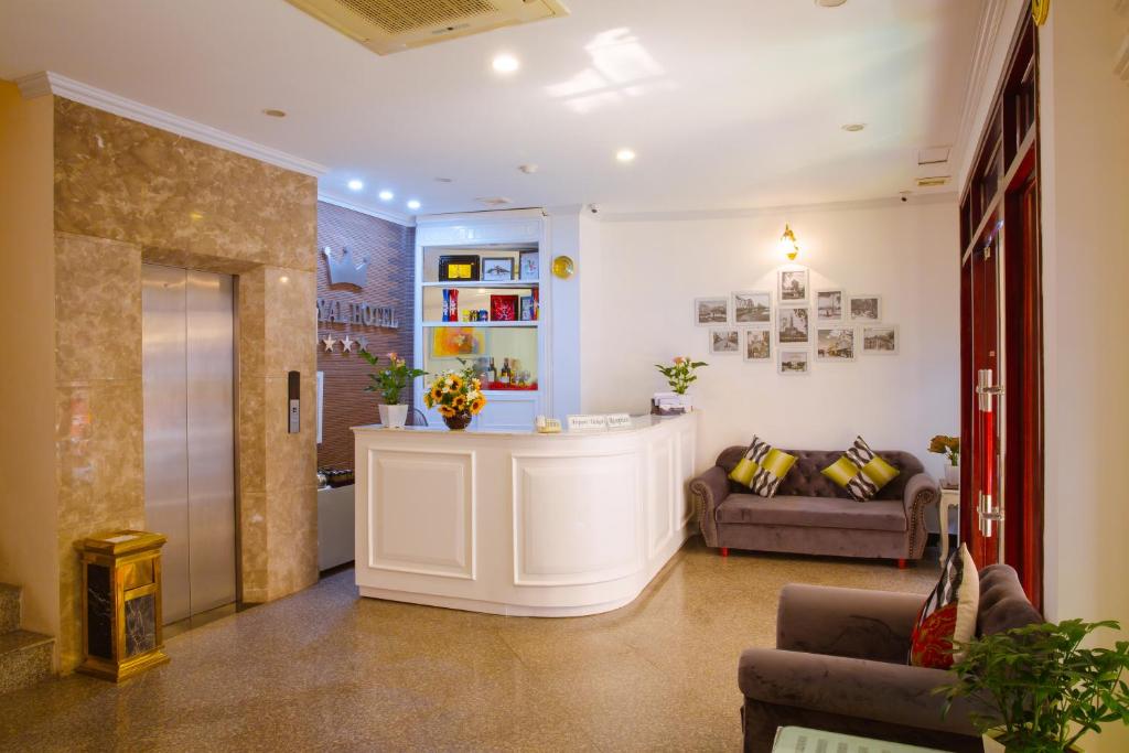 Posezení v ubytování Royal Hotel Ha noi