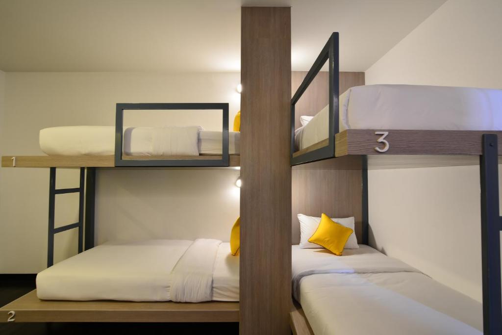 Wake Up Aonang Hotel - Resim 36