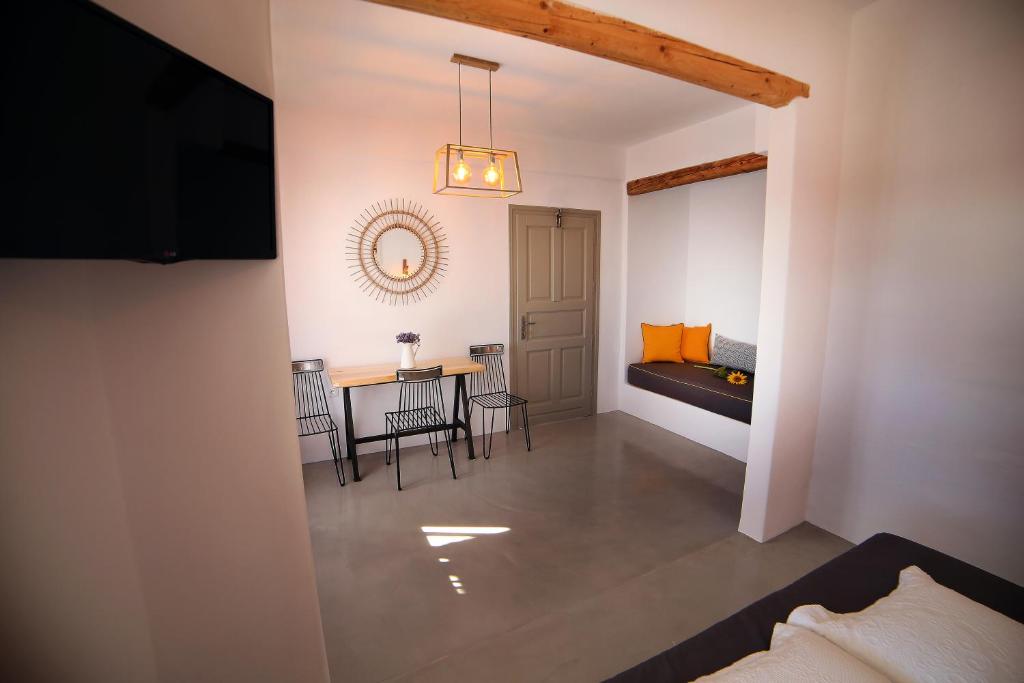 Island House Hotel - 18