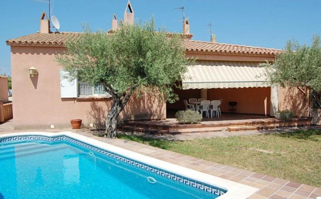 The swimming pool at or close to Casa Jasmin 1
