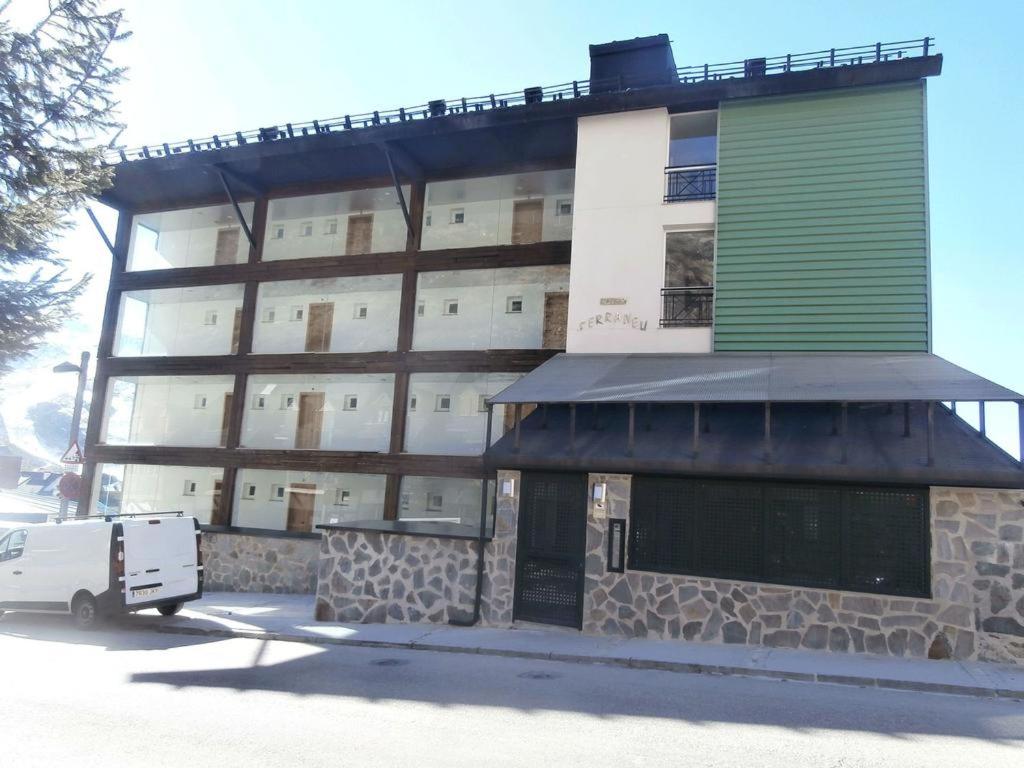 Budova, kde se apartmán nachází