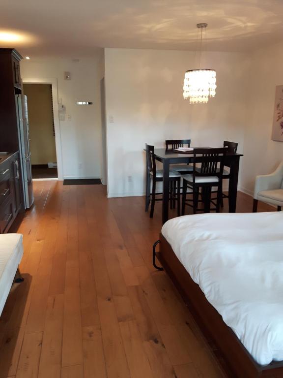 Postel nebo postele na pokoji v ubytování Condos Vacances Orford
