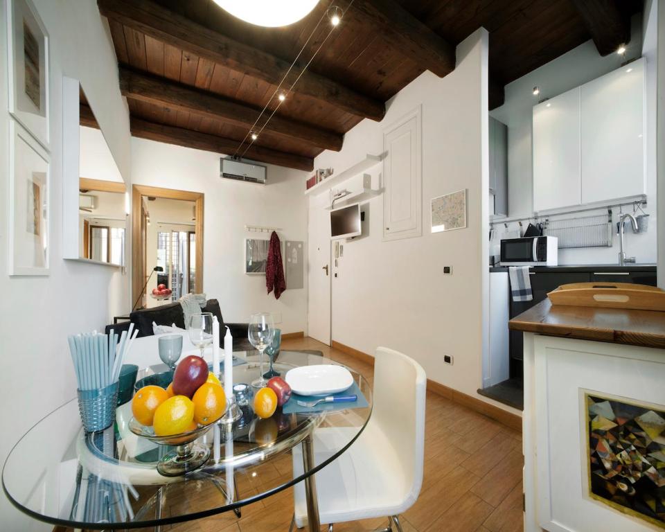 A kitchen or kitchenette at River View Apartment
