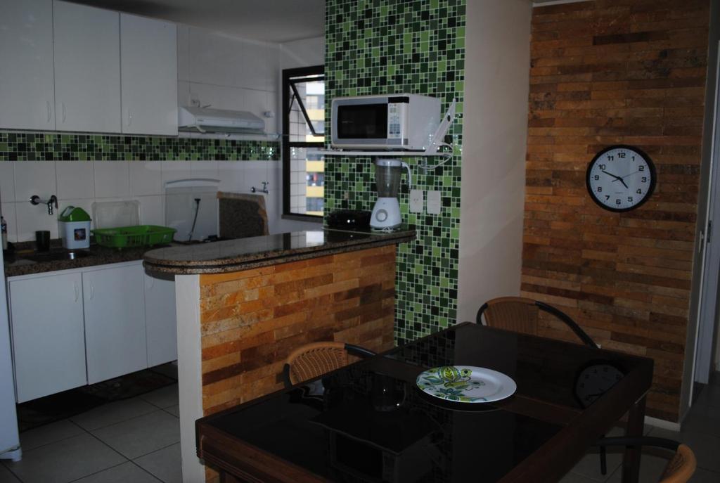  Apartamento mobiliado vista mar-Wi-Fi 2 quarto -Academia-AR cond.