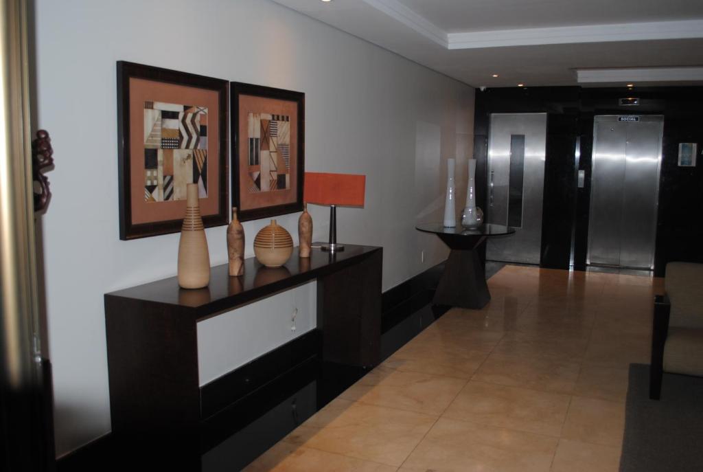  Apartamento mobiliado vista mar-Wi-Fi 2 quarto -Academia-AR cond.
