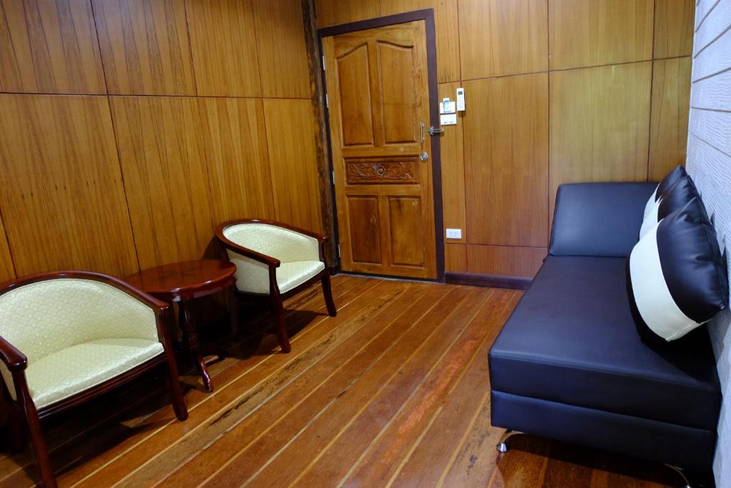 Posezení v ubytování Kiriraya Resort