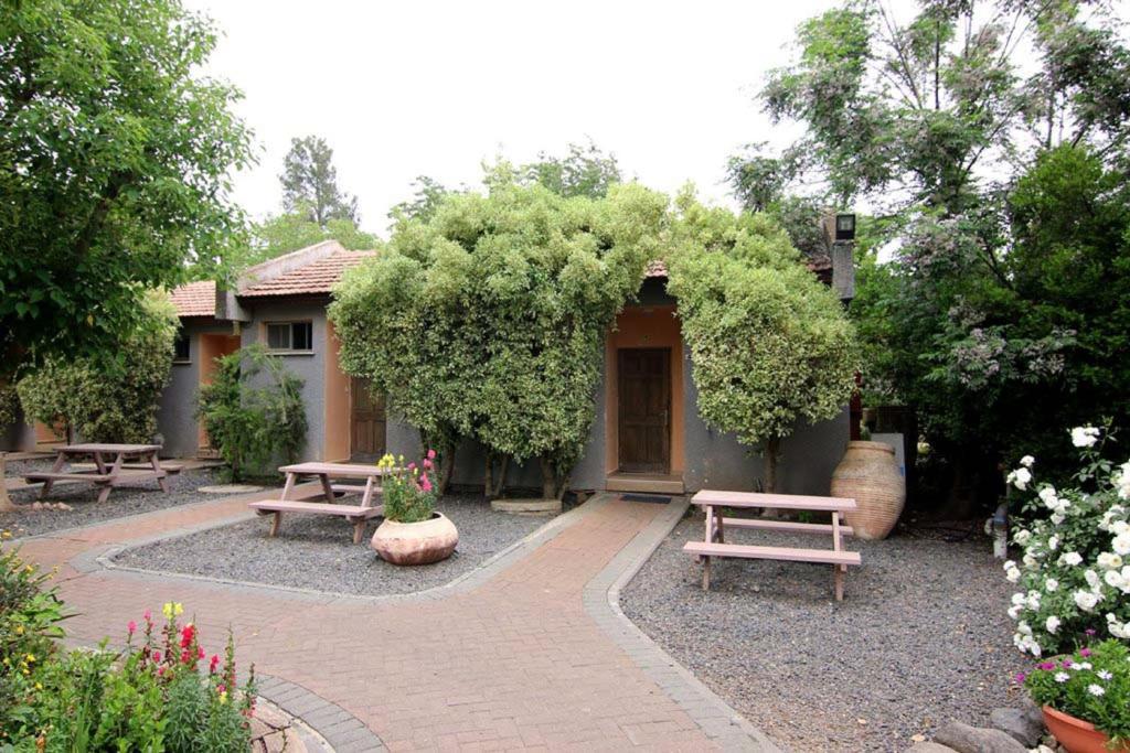 Zahrada ubytování Etnachta Kibbutz Afik