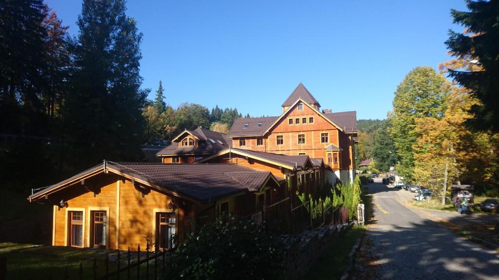 Budova, v ktorej sa apartmán nachádza