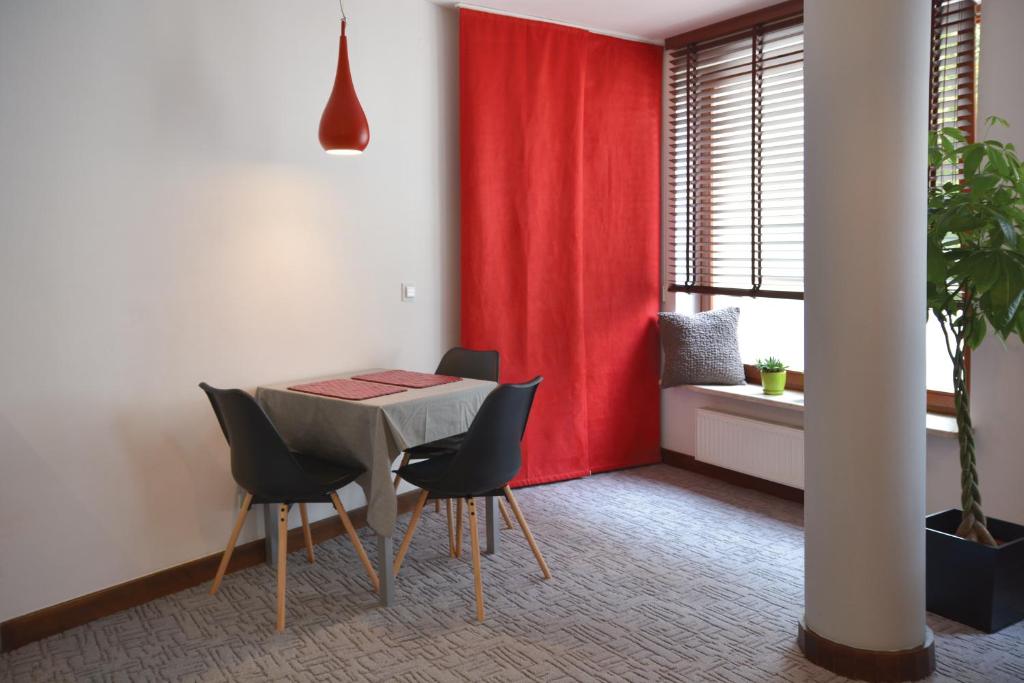 Szucha Apartments - Studio Apartment