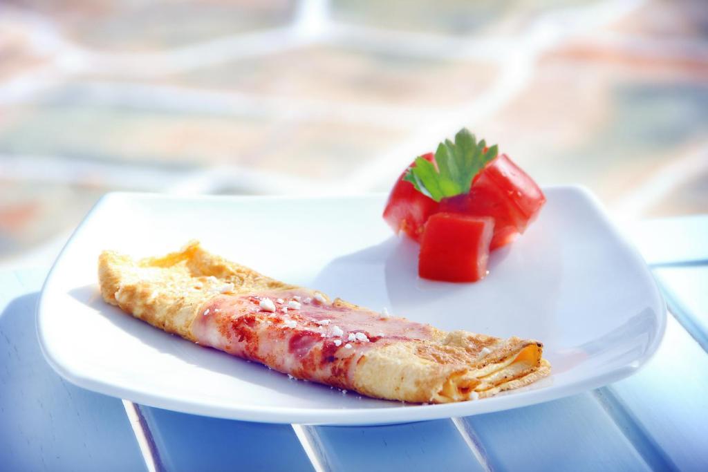 Island House Hotel - 8