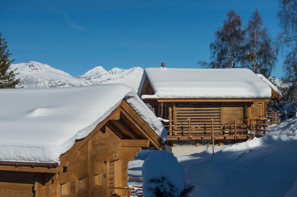 Les Mazots de la Source & Spa durante o inverno