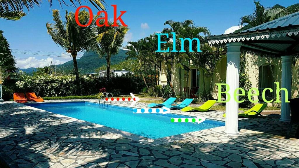Bazén v ubytování Marisa Residences nebo v jeho okolí