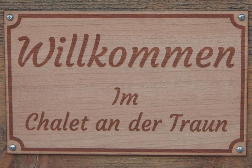 Certifikát, ocenenie alebo iný dokument vystavený v ubytovaní Chalet an der Traun