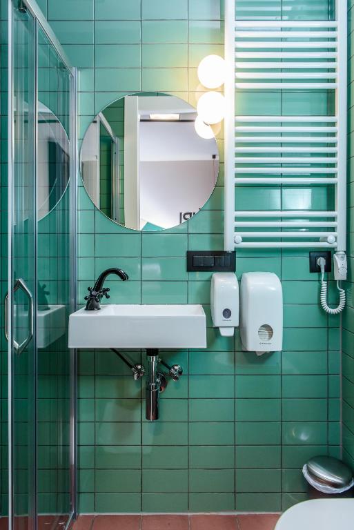 Kúpeľňa v ubytovaní Stay Swanky Hostel