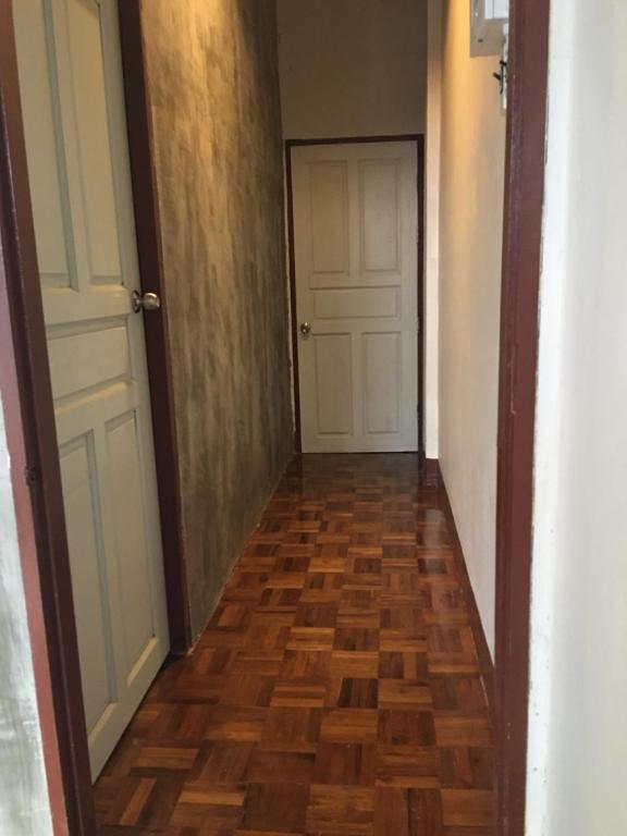 Bee Friend Hostel - 11