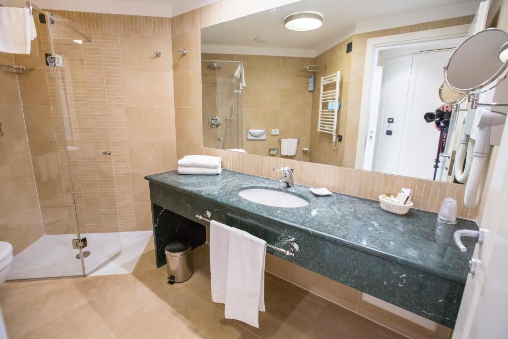 Cefalù Sea Palace - 13